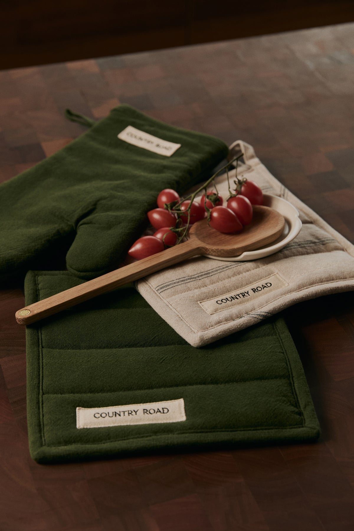 Bruny Oven Mitt