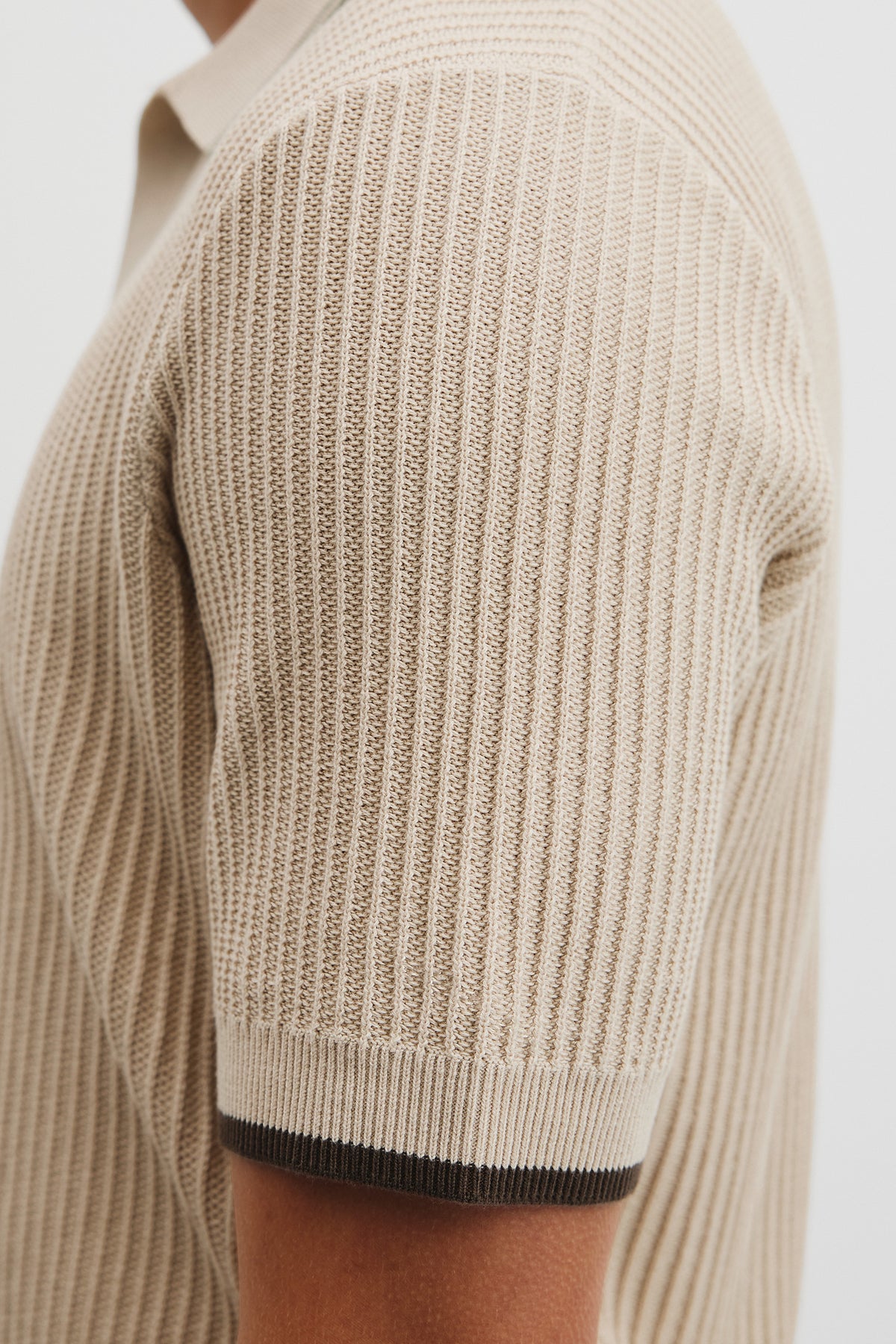 Australian Good Earth Cotton Tapered Trophy Polo