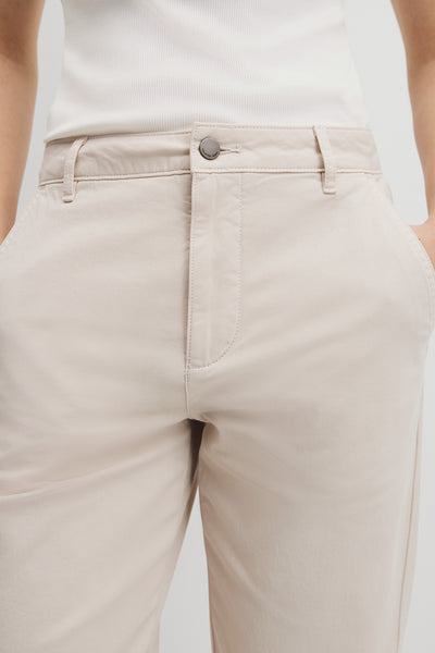 Classic Slim Chino